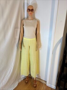 Stunning NWT Tina Demel Yellow Eyelet Wide Leg Pants